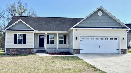 106 Kodiak Ct, Jacksonville, NC, 28540-4635 | Card Image