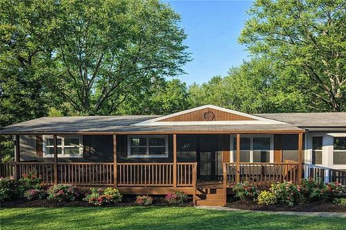 1411 Sycamore Dr Nw, Kennesaw, GA, 30152-3313 | Card Image