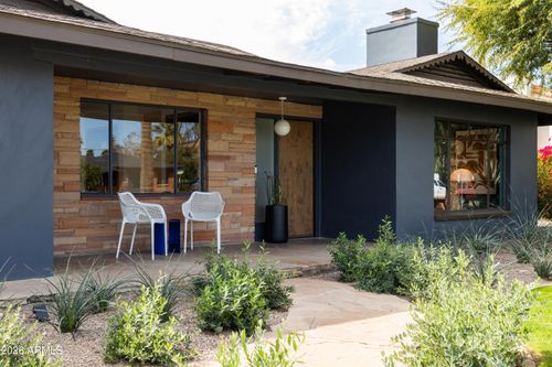 517 W Holly St, Phoenix, AZ, 85003-1118 | Card Image