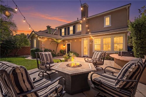8 Sutherland Dr, Ladera Ranch, CA, 92694-0745 | Card Image