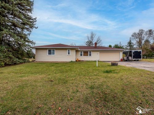 121 Andover Ln, Brooklyn, MI, 49230-8929 | Card Image