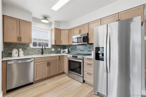 c102-5712 W Asbury Pl, Lakewood, CO, 80227-2593 | Card Image