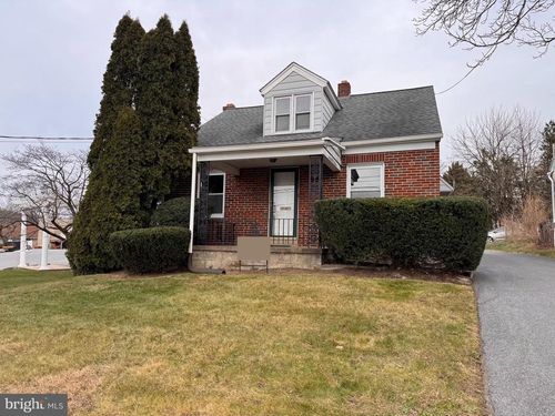 3611 Kutztown Rd, Reading, PA, 19605-1841 | Card Image