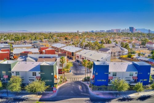 2002 Lewis Ave, Las Vegas, NV, 89101-5646 | Card Image