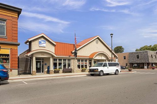 244 S Benzie Blvd, Beulah, MI, 49617-5122 | Card Image