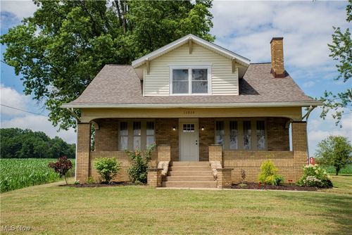 13929 Louisville St Ne, Paris, OH, 44669-9712 | Card Image