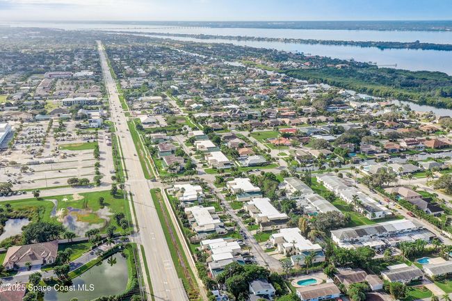 53 Emerald Ct, Townhouse with 2 bedrooms, 3 bathrooms and null parking in Satellite Beach FL | Image 43