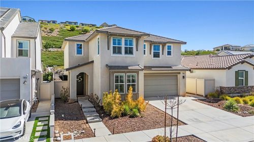 28588 Foothill Way, Saugus, CA, 91350-3290 | Card Image