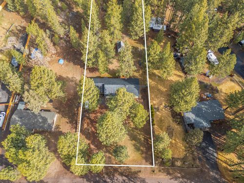 18900 Tuscarora Ln, Bend, OR, 97702-7991 | Card Image