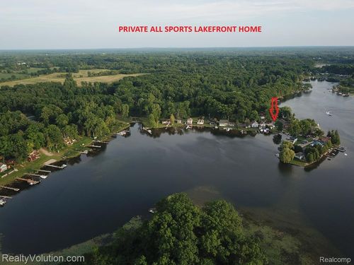 4765 Northway Dr, Attica, MI, 48412-9703 | Card Image