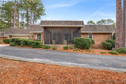 124 Racquet Ln, Pinehurst, NC, 28374-7626 | Card Image