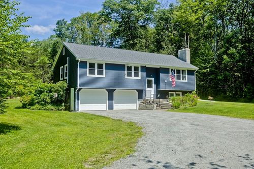 117 Beetle Rd, Tolland, MA, 01034-9590 | Card Image