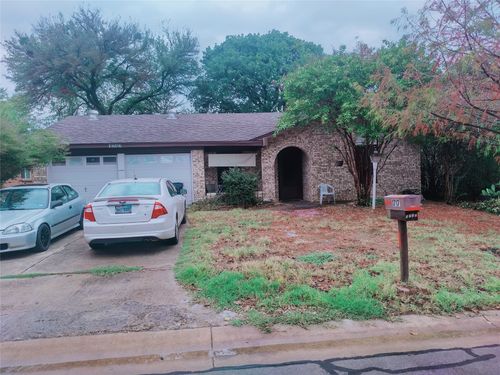 1717 Oaktree Dr, Denton, TX, 76209-4621 | Card Image