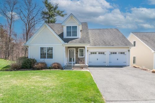 17-20 Bridge Rd, Northampton, MA, 01062 | Card Image