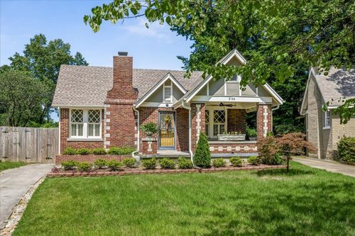 2126 University Cir, Memphis, TN, 38112 | Card Image