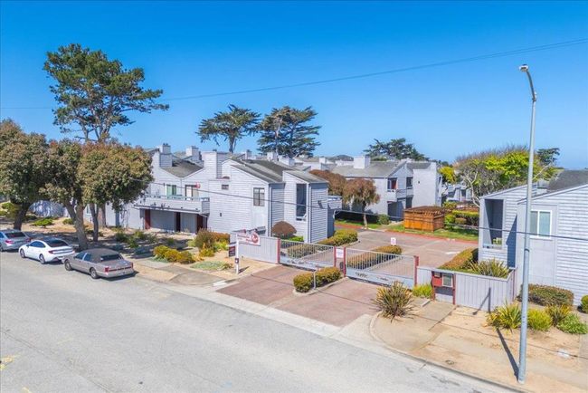 2 - 3095 Marina Dr, Condo with 2 bedrooms, 2 bathrooms and 1 parking in Marina CA | Image 6