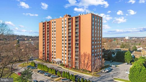 apt-402-1 Smeton Pl, TOWSON, MD, 21204-2716 | Card Image