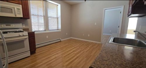 18 E 17th St, Bayonne, NJ, 07002-4443 | Card Image