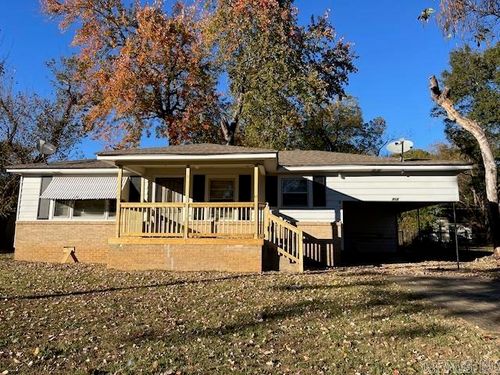 712 W Martin St, Jacksonville, AR, 72076-3249 | Card Image