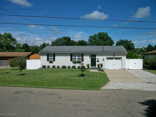 1594 Gene St, Belpre, OH, 45714-2104 | Card Image