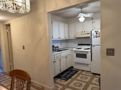 apt-109-2840 Lake Osborne Dr, Lake Worth Beach, FL, 33461-5909 | Card Image