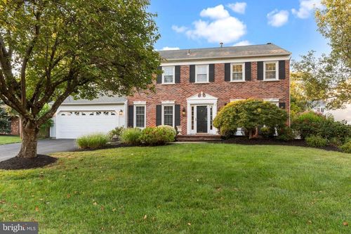 28 Heston Ct, LANGHORNE, PA, 19047-1444 | Card Image
