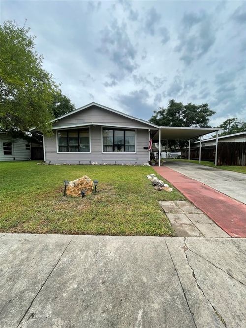 1645 Brentwood Dr, Corpus Christi, TX, 78415-4818 | Card Image