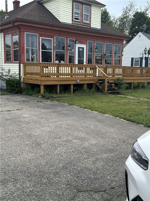 822 Strawberry Field Rd, Warwick, RI, 02886-2345 | Card Image