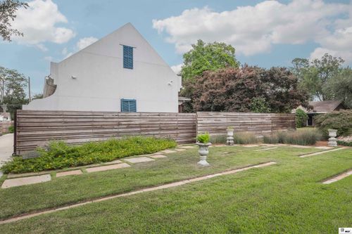 2020 Pargoud Blvd, Monroe, LA, 71201-2537 | Card Image