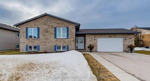 490 King St W, Mount Forest, ON, N0G2L0 | Card Image