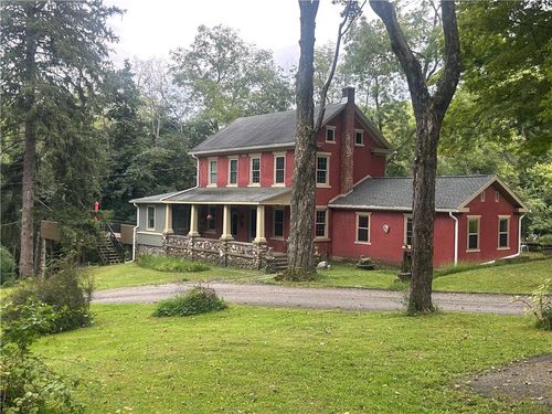 7 Allegheny Rd, Mount Bethel, PA, 18343-5700 | Card Image