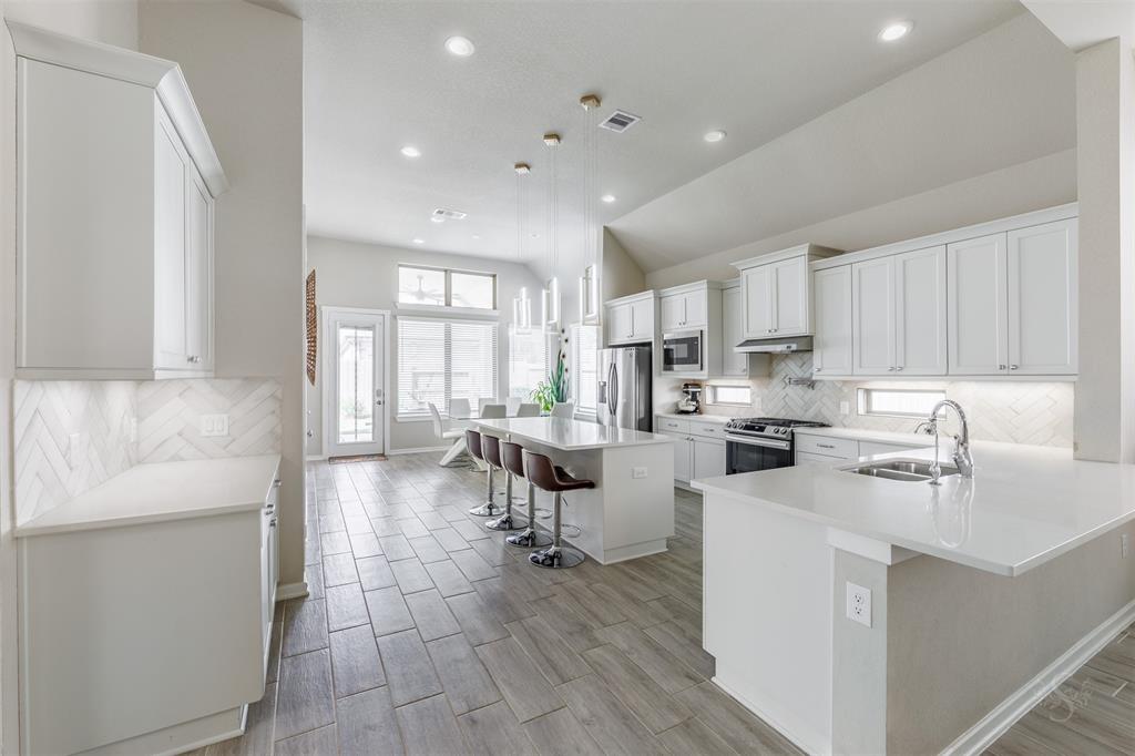 Lantana Ridge Ct, Fulshear, TX 77441