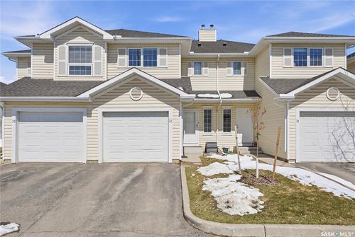32-111 Fairbrother Crescent, Saskatoon, SK, S7S1L3 | Card Image