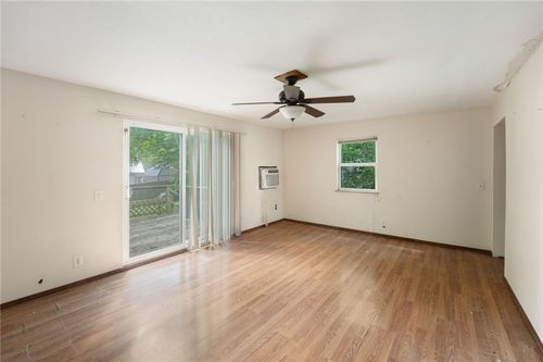 117 Van Dorn St, Pea Ridge, AR, 72751-2711 | Card Image