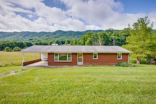 4668 Green Valley Rd, Lebanon, VA, 24266-6549 | Card Image