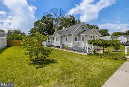 411 Hill Ave, RUNNEMEDE, NJ, 08078-1432 | Card Image