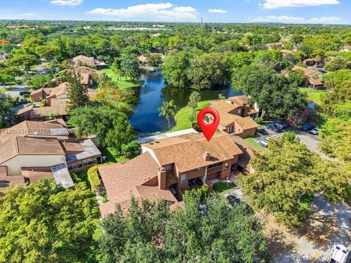 c-6185 Live Oak Ct, Tamarac, FL, 33319-8115 | Card Image