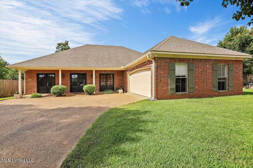 105 Lynwood Ct, Canton, MS, 39046-4548 | Card Image