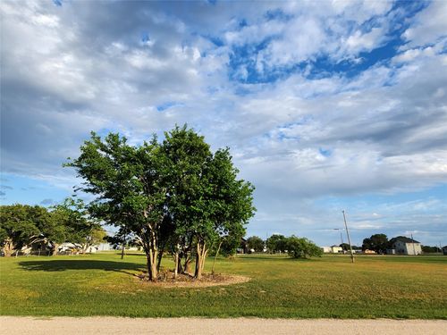 351 Mollnar Dr, Palacios, TX, 77465 | Card Image