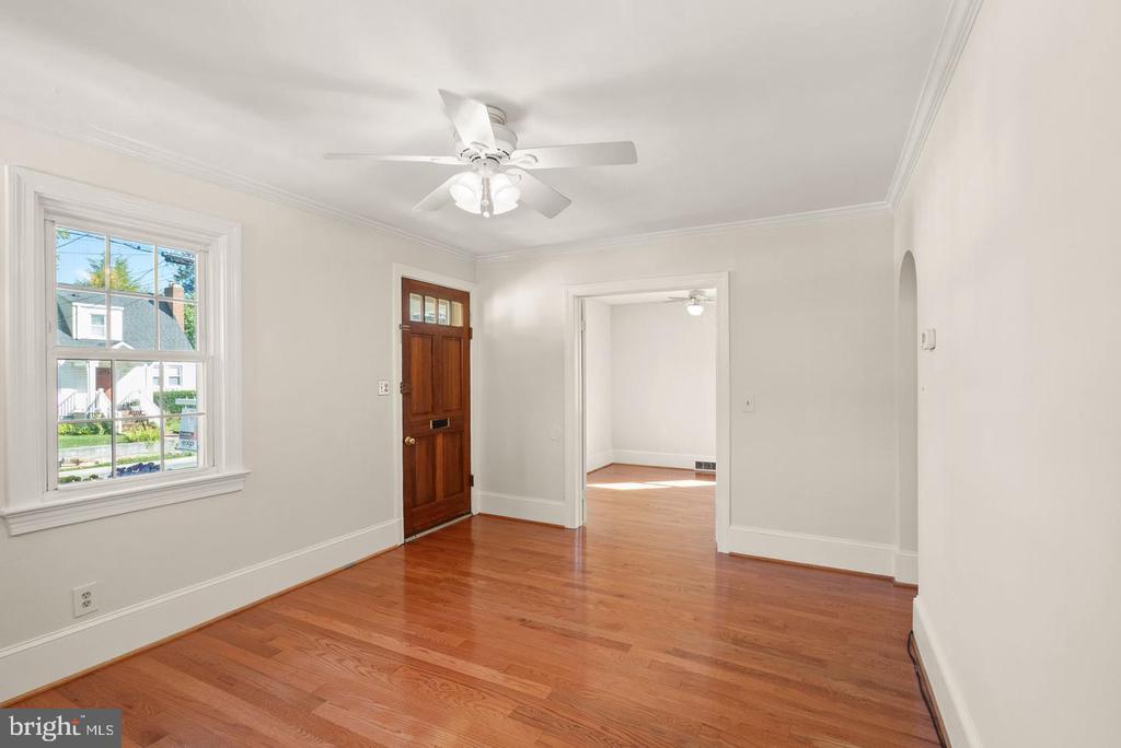 Residential Lease in ARLINGTON 5
