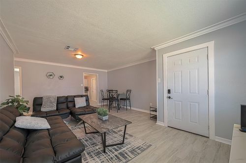 1803 Bayou Homes Dr, Galveston, TX, 77551-1336 | Card Image