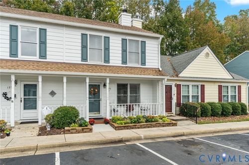 126 Arlington Sq, Ashland, VA, 23005-2185 | Card Image