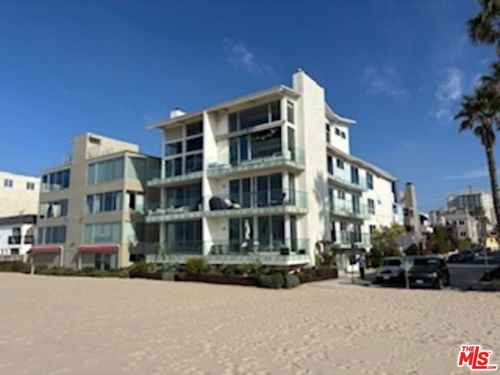 apt-3-1 Driftwood St, Marina del Rey, CA, 90292-5755 | Card Image