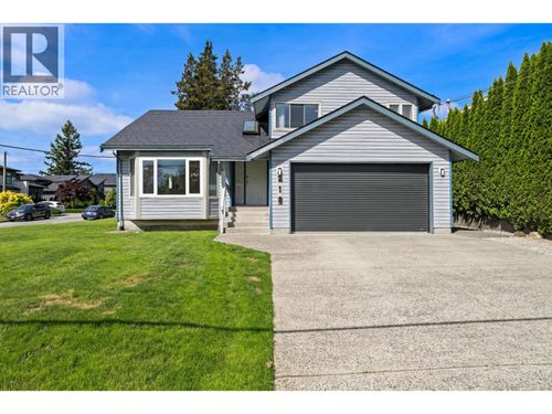 218 Mundy Street, Coquitlam, BC, V3K5M3 | Card Image