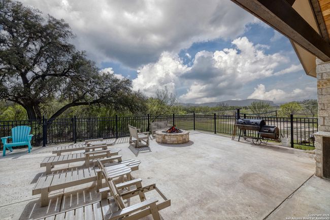 274 Mountain Laurel Ln, House other with 5 bedrooms, 6 bathrooms and null parking in Concan TX | Image 35