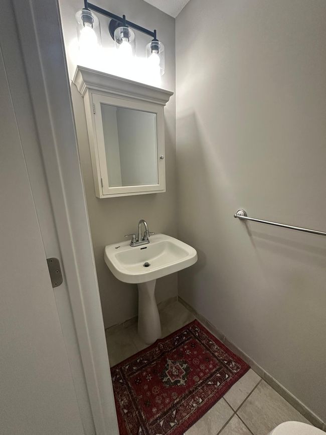 1194 Highpoint Curv, Townhouse with 3 bedrooms, 2 bathrooms and null parking in Shakopee MN | Image 8