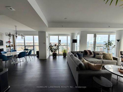 4407-88 Scott St, Toronto, ON, M5E0A9 | Card Image