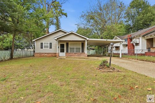 2116 W 17th St, Texarkana, TX, 75501-4661 | Card Image