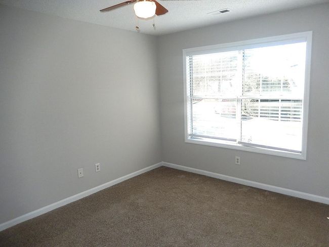 Photo #13 | Image 13