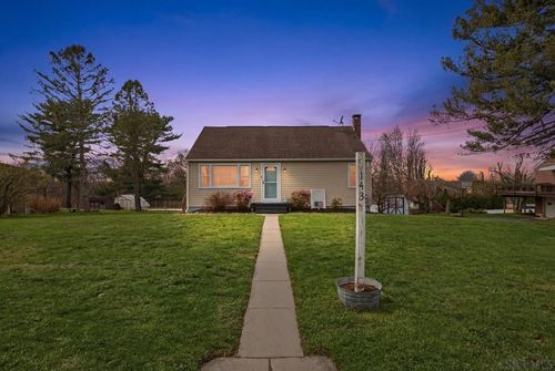 143 Aiken Ave, Somerset, PA, 15501-1670 | Card Image